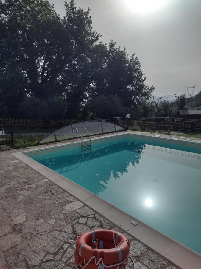 Al Gattosaggio Bed & Breakfast Монтекарло Екстериор снимка