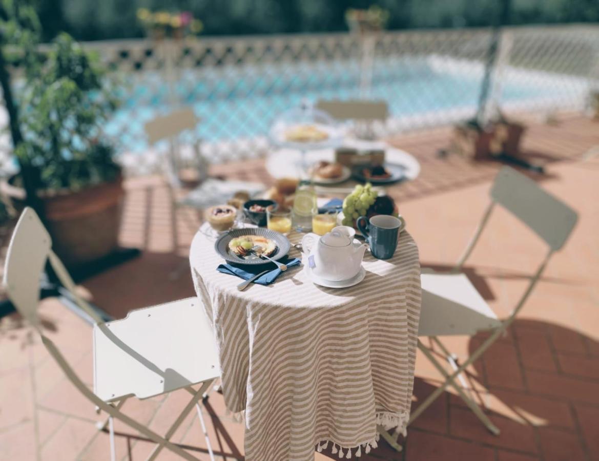 Al Gattosaggio Bed & Breakfast Монтекарло Екстериор снимка