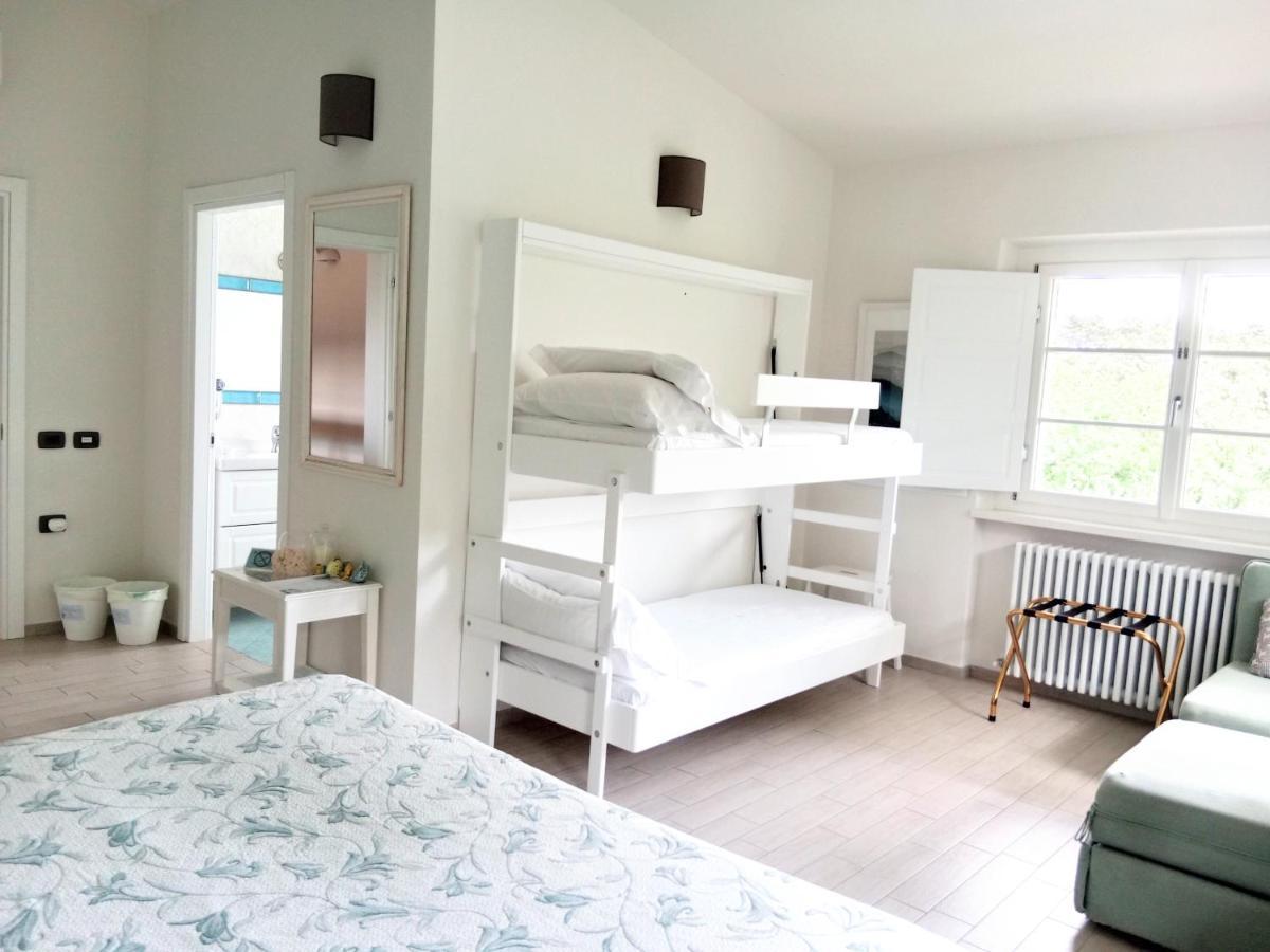 Al Gattosaggio Bed & Breakfast Монтекарло Екстериор снимка